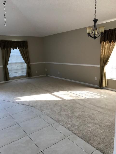 Foto del edificio - 934 Shaw Cir