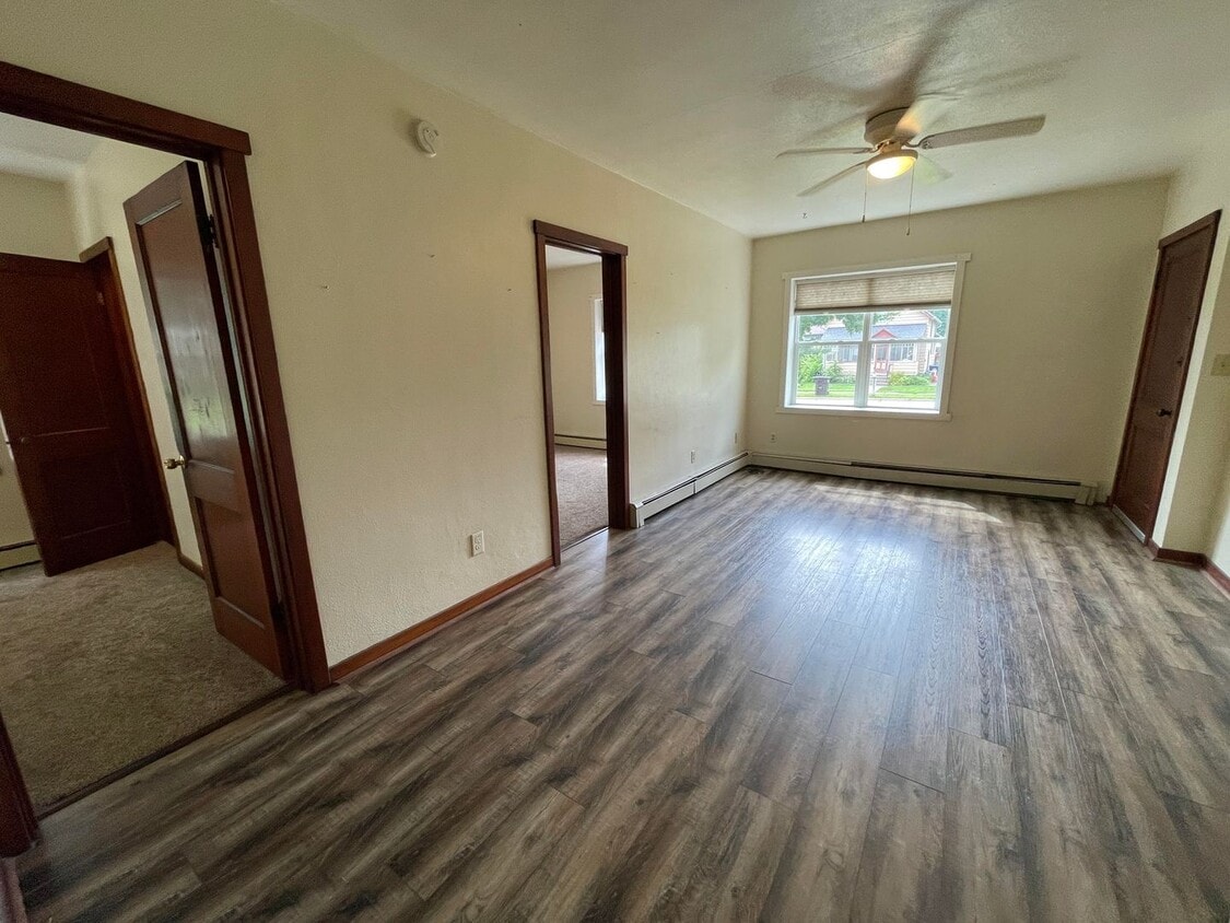 Foto principal - 625 Kent St