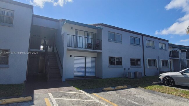 Foto del edificio - 7405 SW 152nd Ave