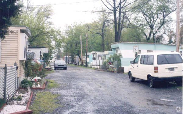 Primary Photo - 503 Second Ave