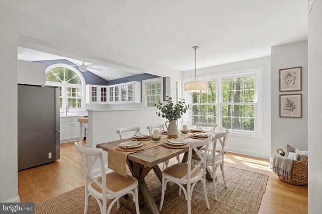 Foto del edificio - 5736 8th Rd N