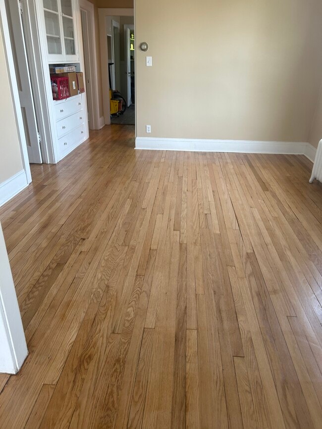 Building Photo - 509 New Scotland Ave