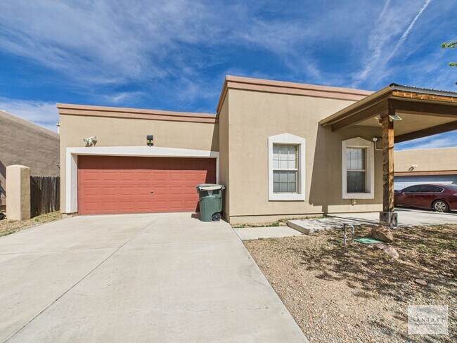 Foto del edificio - Freshly Upgraded Single Family Home Available Now!