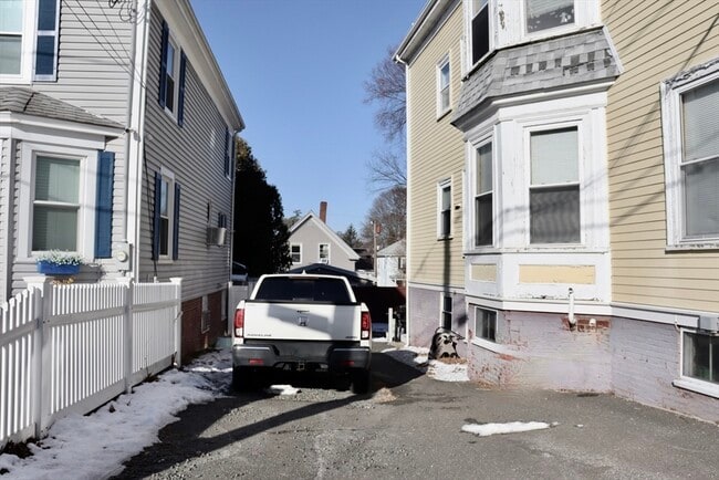 Foto del edificio - 10 Cushing St