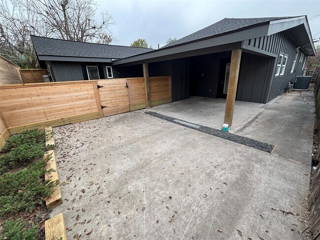 Foto del edificio - 430 N Hutcheson St