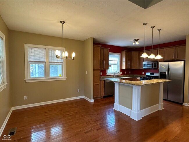 Foto del edificio - 1720 Yandes St