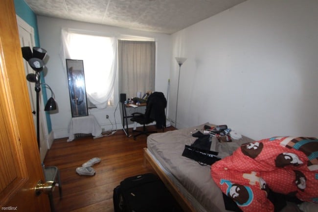 Building Photo - 3 br, 2 bath  - 29 Magnolia Apt 1 Unit 1
