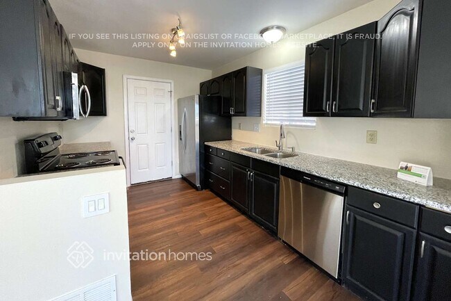 Foto del edificio - 612 Rye Ridge Rd