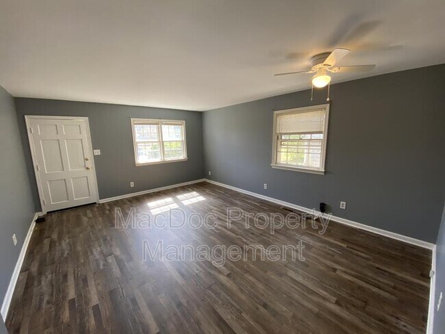 Foto del edificio - 155 Longstreet Ave