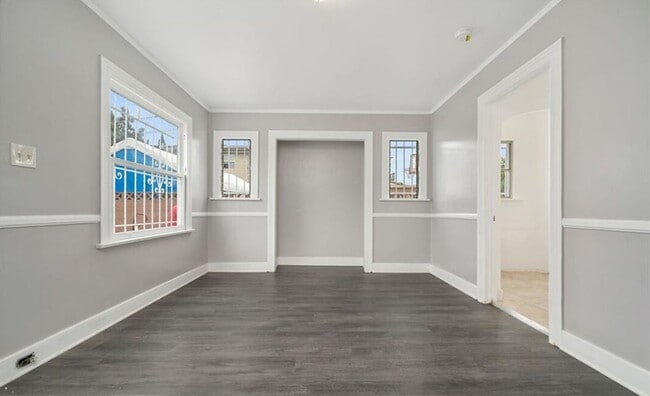 Building Photo - 59(454)