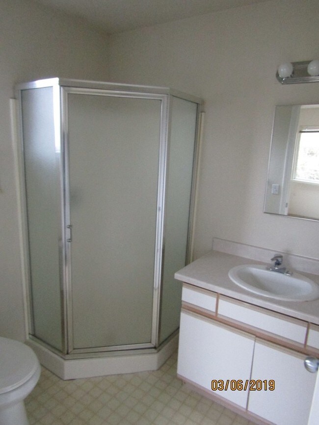 Building Photo - Great 2 bed, 2 bath, Condo in Bennett Valley!