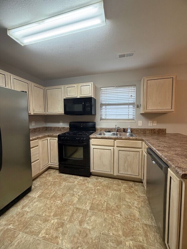 Foto del edificio - Knoxville, 3 bedroom Craftsman off Lovell Road