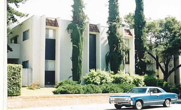 Foto del edificio - 607 Emily St Apartment Homes