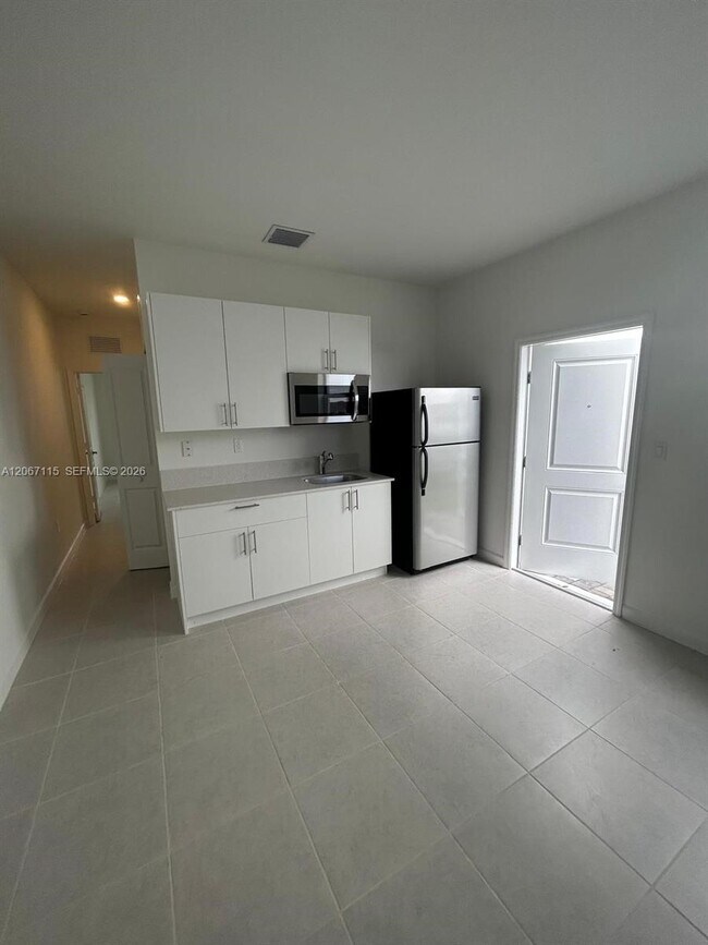 Foto del edificio - 14806 SW 163rd St