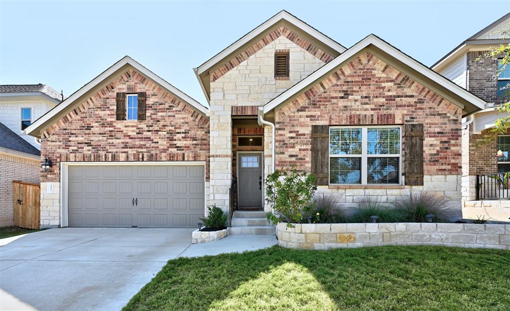 Foto principal - 221 Tangled Brush Dr