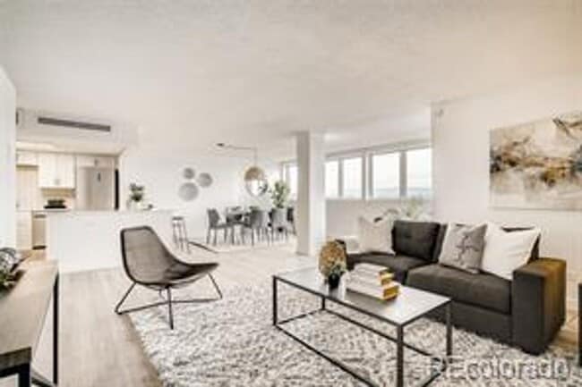 Building Photo - Humboldt