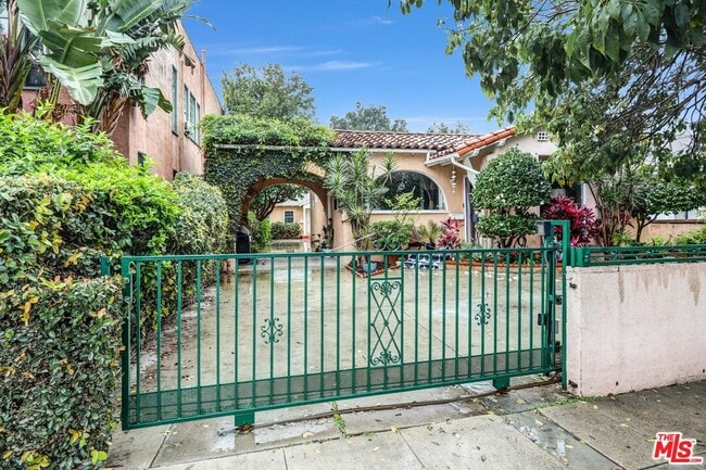 Building Photo - 4020 Brunswick Ave