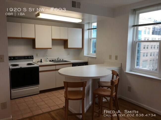 Foto del edificio - 1920 S St NW