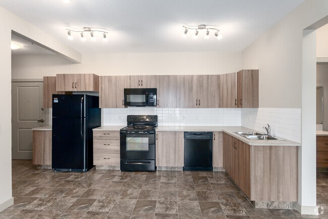 2BR, 1BA - 802SF - Kitchen - Timberstone Village