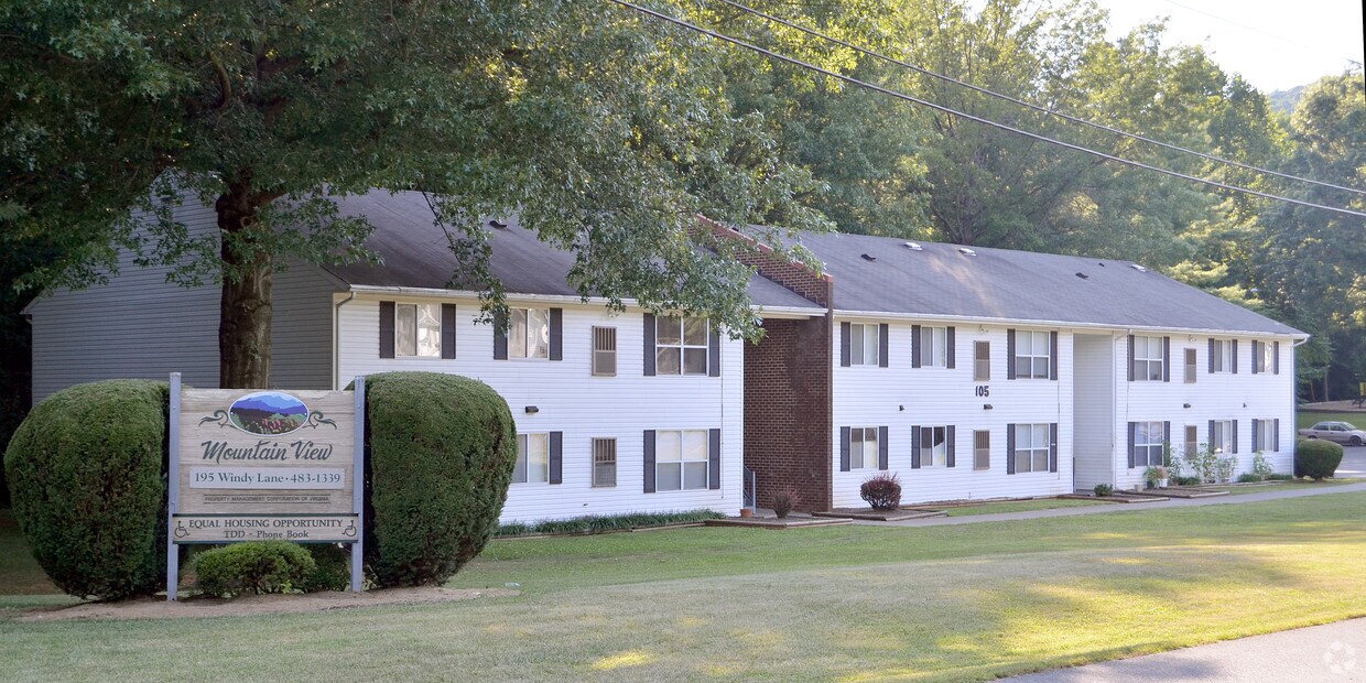 Mountain View Apartments Apartments in Rocky Mount, VA