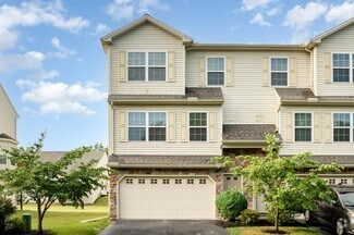 Building Photo - 192 Mapleton Dr
