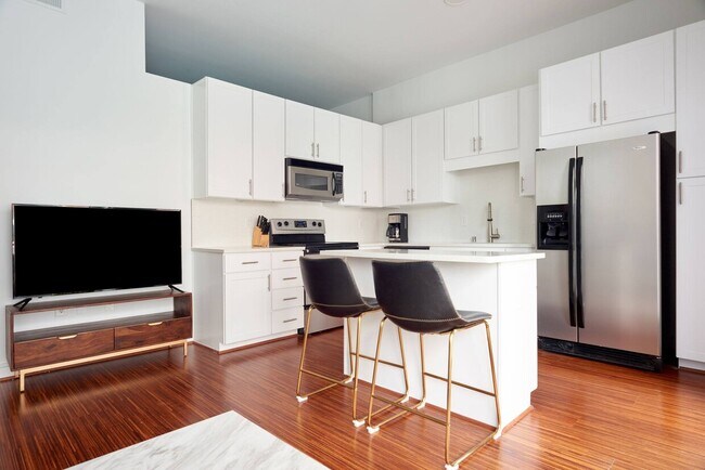 Building Photo - Apartment for Rent