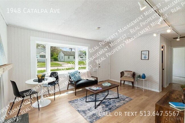Foto del edificio - 1948 Catalpa Ave