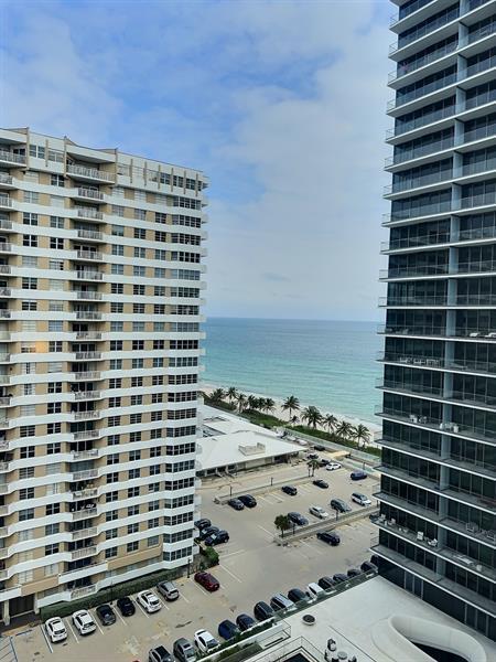 Foto del edificio - 2030 S Ocean Dr