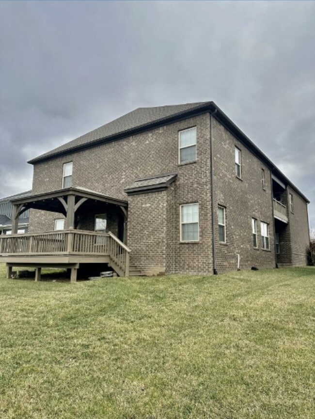 Building Photo - 2031 Braun Dr
