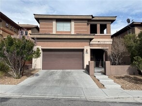 Building Photo - 5530 Spiceberry Dr
