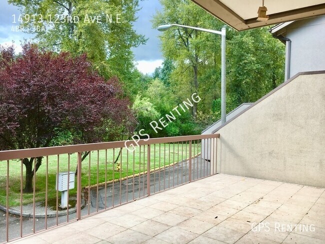 Foto del edificio - Beautiful 4 bedroom Townhome in Kirkland!