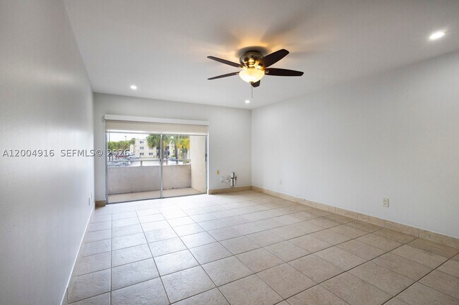Foto del edificio - 7747 SW 86th St