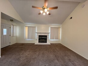 Building Photo - 90 Rosewood Cir