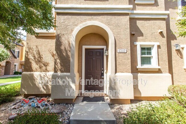 Foto del edificio - 4340 E Jasper Dr