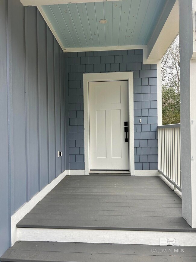 Foto del edificio - 5122 Pine Rd