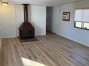 Building Photo - 1302 Munsterlander Loop