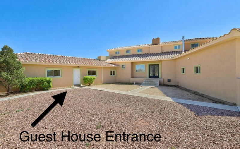 Primary Photo - 2424 Vista Grande Dr NW