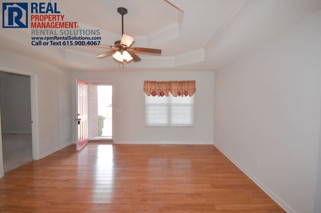 Building Photo - 3BR/2BA south Mboro 2-car garage, fenced backyard with brand new patio!