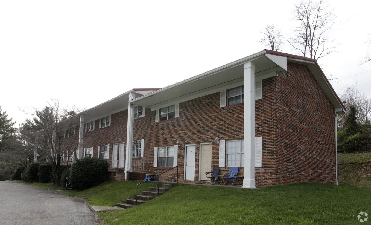 Dogwood Manor Apartments in Greeneville, TN