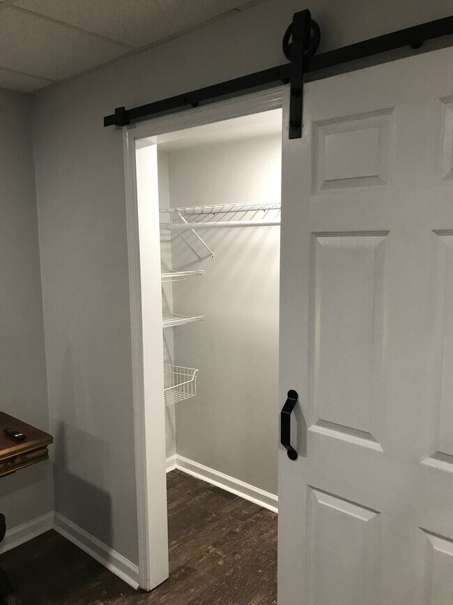 Building Photo - 6605 Destiny Dr SE