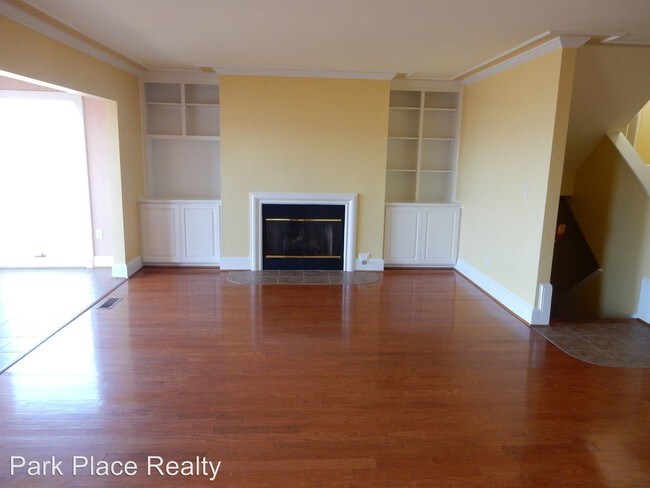 Building Photo - 4966 Hunting Hills Cir