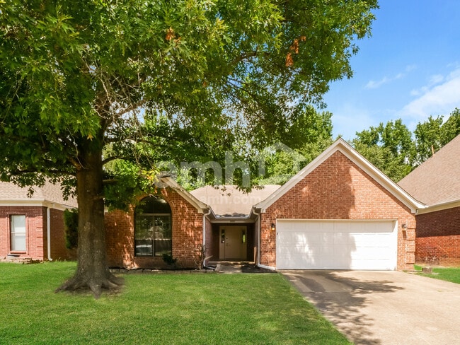 Building Photo - 8002 Jills Creek Dr