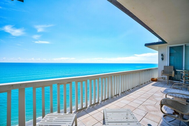 Building Photo - 840 Ocean Dr