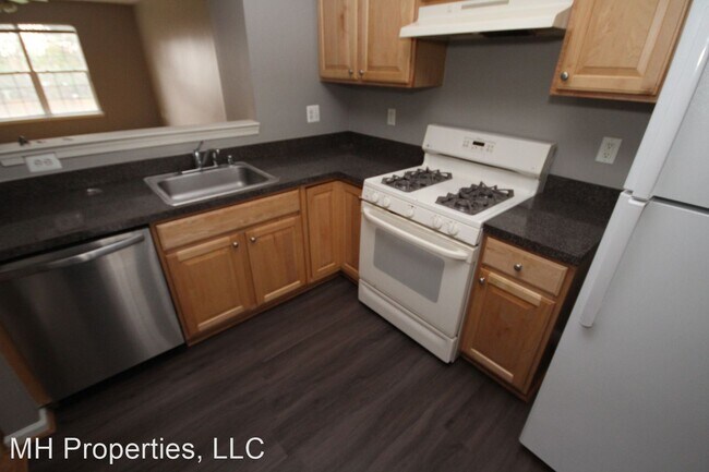 Building Photo - 11317 King George Dr