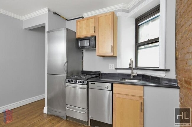Building Photo - East 23rd Street