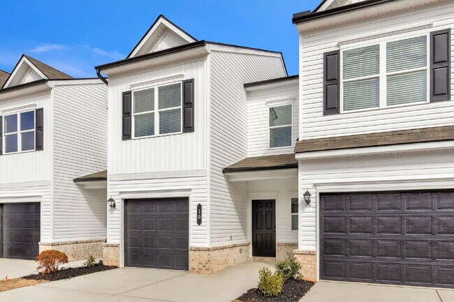 Foto del edificio - New Construction 3BR/2.5BA Townhome with Loft in Downtown Travelers Rest