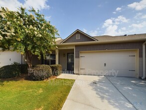 Building Photo - 11 Endeavor Cir