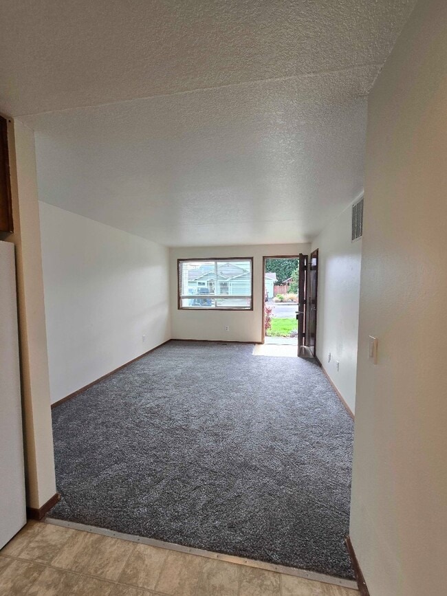 Foto del edificio - 1451 Cedar St