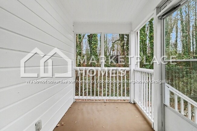 Foto del edificio - 2996 Palm Dr