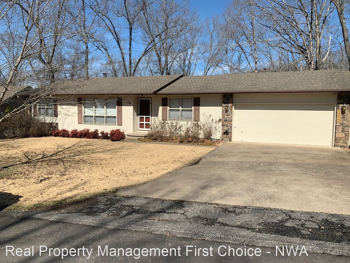 Primary Photo - 4 br, 3 bath House - 16 Lambourn Drive